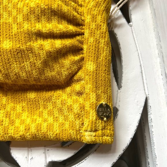 🔥🔥 BILLABONG - Salty Blonde Made Ya Look Knot Bandeau Bikini Top - Picture 8 of 16